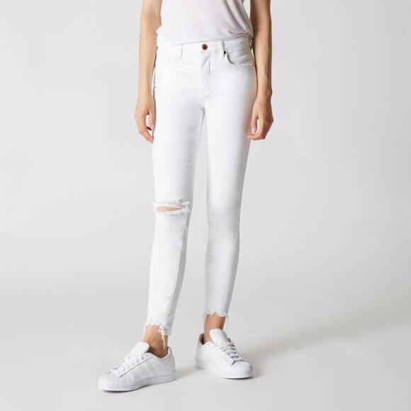 BLANKNYC Distressed High Rise Fray Hem White Skinny Jeans Size 25 NWT - Picture 1 of 10